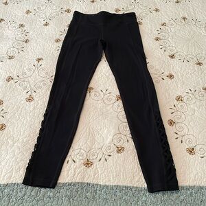 Girls’ Athleta Leggings
